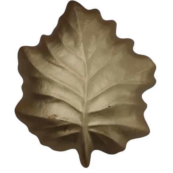 Handmade Arda Glassware Autumn Leaf Platter - Picture 5 of 6